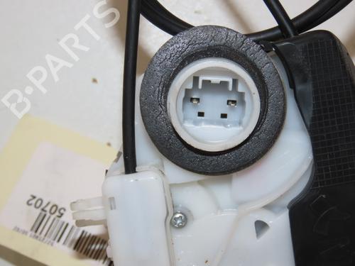 Rear right lock TOYOTA YARIS (_P13_) 1.3 (NSP130_, NSP130) | BP28831932C99 