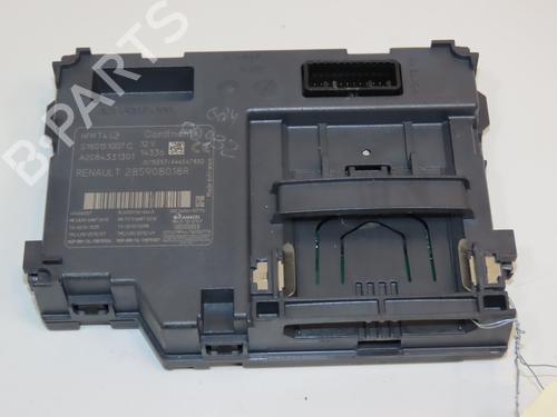 Used Card reader Card reader RENAULT CAPTUR I (J5_, H5_) 0.9 TCe 90 (90 hp) 18601629 18601629