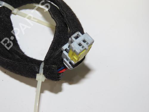 Used Left sun visor Left sun visor PEUGEOT 307 CC (3B) 2.0 HDi 135 (136 hp) 9596613 9596613
