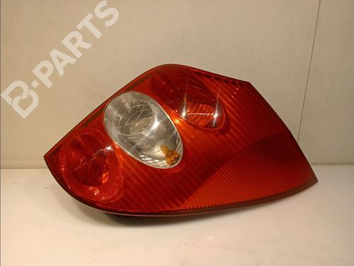 Used Right taillight RENAULT LAGUNA II Grandtour (KG0/1_) 1.9 dCi (KG1A, KG1W, KG0G) (110 hp) 11992348