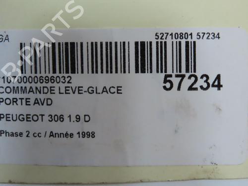 Commutateur PEUGEOT 306 Hatchback (7A, 7C, N3, N5) 1.9 D (68 hp) 32100471
