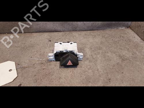 Used Warning switch Warning switch FORD FOCUS I Saloon (DFW) 1.8 TDCi (100 hp) 9613644 9613644