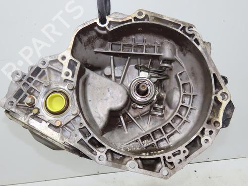 gearbox-opel-vectra-b-hatchback-j96-1995-1996-1997-1998-1999-2000-2001-2002-2003-26381196 main image