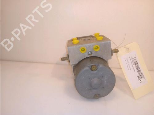 Used ABS pump PEUGEOT 307 (3A/C) 1.6 16V (109 hp) 15657309