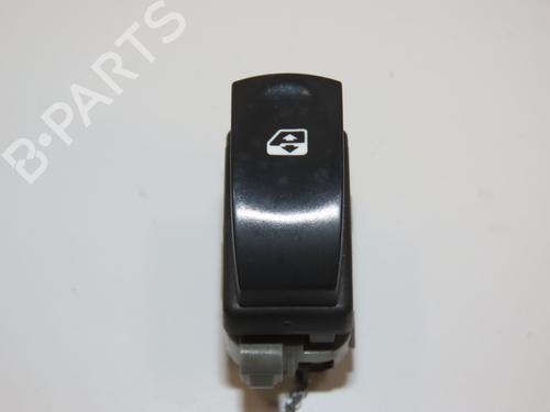 Used Switch Switch RENAULT CLIO III (BR0/1, CR0/1) 1.5 dCi (C/BR0G, C/BR1G) (68 hp) 15624387 15624387