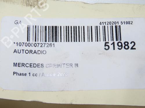 Used Radio Radio MERCEDES-BENZ SPRINTER 3,5-t Van (B907, B910) 315 CDI RWD (907.631, 907.633, 907.635, 907.637) (150 hp) 33417758 33417758