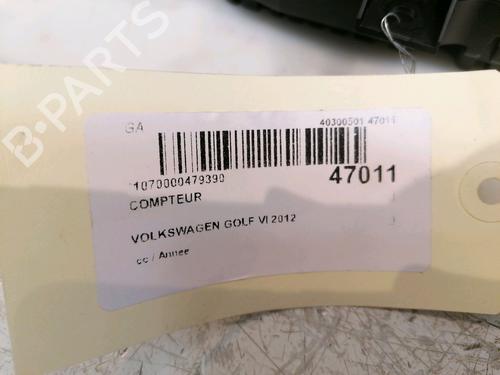 Instrument cluster VW GOLF VI (5K1) 2.0 TDI | BP15841809C47 