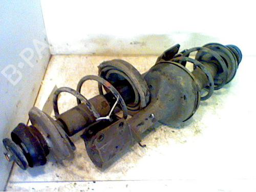Used Right front shock absorber Right front shock absorber RENAULT CLIO II (BB_, CB_) 1.2 16V (BB05, BB0W, BB11, BB27, BB2T, BB2U, BB2V, CB05,... (75 hp) 33132513 33132513