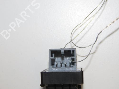 Left rear window switch AUDI A4 B8 (8K2) 2.0 TFSI | BP33728155I29 - Image 3