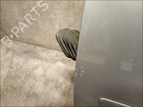 Used Left front door VW POLO IV (9N_, 9A_) 1.4 TDI (70 hp) 23176031