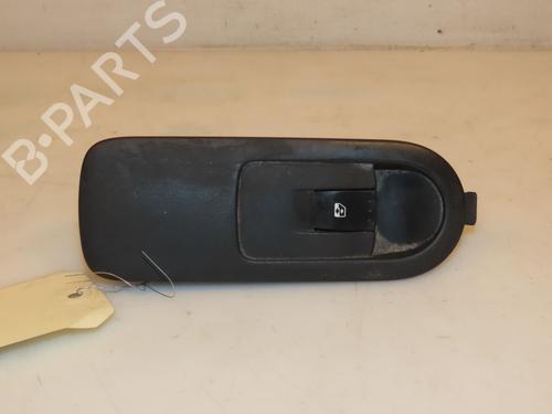 Used Switch Switch RENAULT SCÉNIC II (JM0/1_) 1.9 dCi (JM0G, JM12, JM1G, JM2C) (120 hp) 9595161 9595161