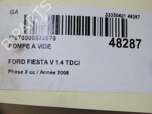 Used Vacuum pump FORD FIESTA V (JH_, JD_) 1.4 TDCi (68 hp) 17868205