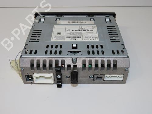 Radio RENAULT TWINGO II (CN0_) 1.5 dCi 75 | BP32223377E6 