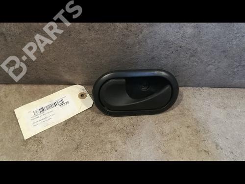 Used Front left interior door handle DACIA SANDERO 1.5 dCi (68 hp) 9610862