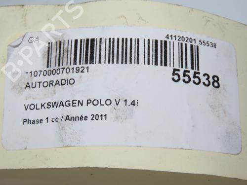 Used Radio VW POLO V (6R1, 6C1) 1.4 (6R1) (85 hp) 32332350