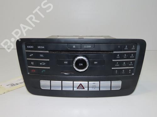Used Radio Radio MERCEDES-BENZ A-CLASS (W176) A 160 CDI / d (176.011) (90 hp) 31242518 31242518