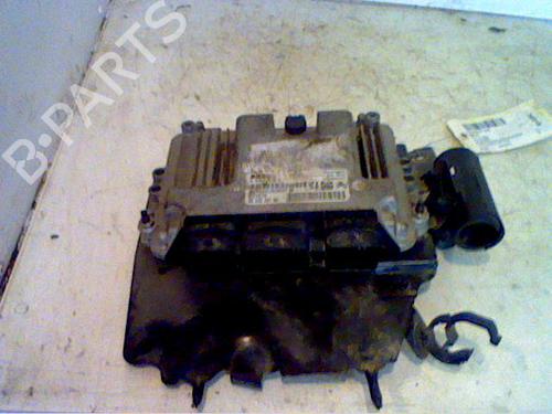 Used Engine control unit (ECU) PEUGEOT 206 Hatchback (2A/C) [1998-2012]  23171445
