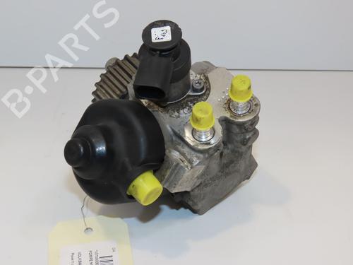Used Injection pump VW TOURAN (1T3) 2.0 TDI (140 hp) 28966931