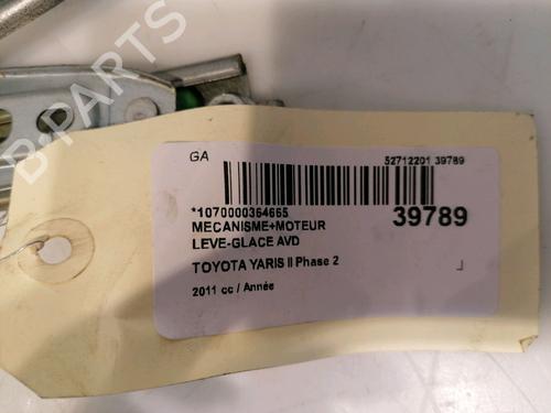 Used Front right window mechanism TOYOTA YARIS (_P9_) 1.33 VVT-i (NSP90_, NSP90R) (99 hp) 15841835
