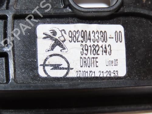 Used Front right window mechanism PEUGEOT 208 II (UB_, UP_, UW_, UJ_) 1.2 PureTech 100 (101 hp) 28831109