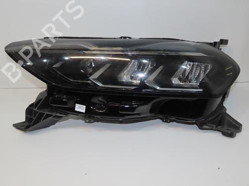 Left headlight DS DS 3 / DS 3 CROSSBACK (UR_, UC_, UJ_) 1.2 PureTech 130 (URHNSS) | BP31748033C28 