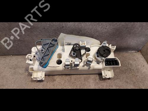 Used Climate control PEUGEOT 306 Hatchback (7A, 7C, N3, N5) 1.9 D (69 hp) 9610562