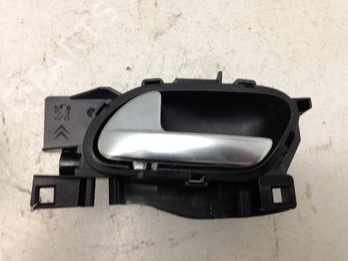 Used Front left interior door handle Front left interior door handle PEUGEOT 208 I (CA_, CC_) 1.4 HDi (68 hp) 9594539 9594539