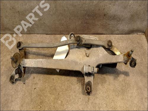 Used Front wiper motor RENAULT LAGUNA I (B56_, 556_) 2.0 (556A) (139 hp) 9616973