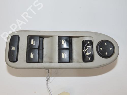 Left front window switch CITROËN C5 II Break (RE_) 2.2 HDi (RE4HTE, RE4HT2) | BP39084106I27 - Image 1