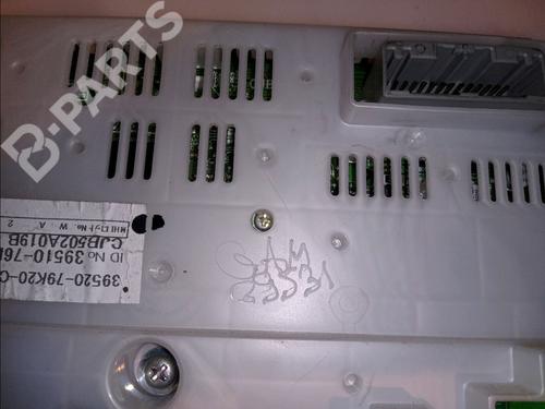 Climate control SUZUKI GRAND VITARA II (JT, TE, TD) 1.9 DDiS All-wheel Drive (JT419, TD44, JB419WD, JB419XD,... | BP11101004I5 