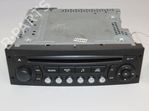 Used Radio Radio CITROËN C3 II (SC_) 1.4 (73 hp) 28830579 28830579