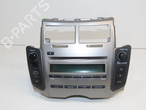 Used Radio Radio TOYOTA YARIS (_P9_) 1.0 VVT-i (KSP90_, KSP90R) (69 hp) 36395952 36395952