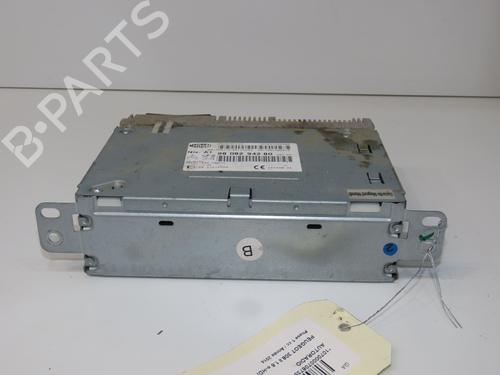 Used Radio PEUGEOT 308 II (LB_, LP_, LW_, LH_, L3_) 1.6 HDi / BlueHDi 115 (115 hp) 32872923