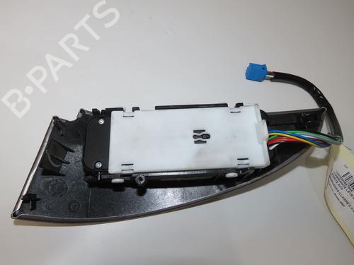 Left front window switch MERCEDES-BENZ C-CLASS (W203) C 220 CDI (203.008) | BP31984636I27
