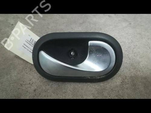 Used Rear right interior door handle Rear right interior door handle 9610035 9610035