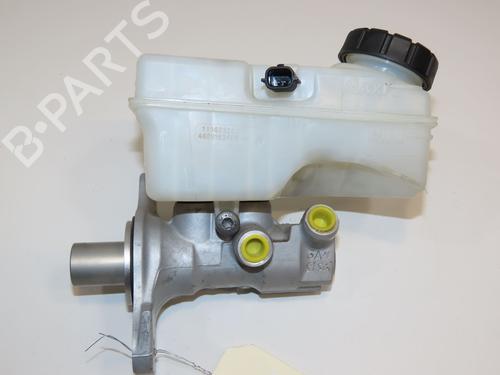 Used Brake master cylinder Brake master cylinder RENAULT CLIO IV Grandtour (KH_) 1.2 TCe 120 (KHAU) (118 hp) 21836417 21836417