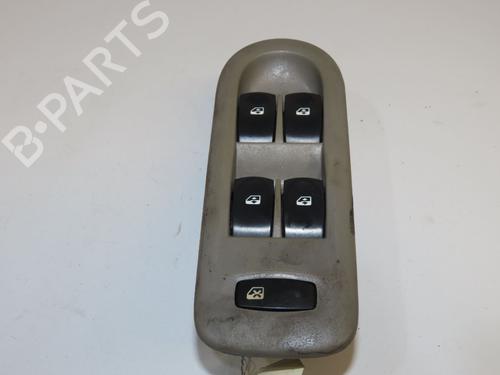 Used Left front window switch Left front window switch RENAULT CLIO III (BR0/1, CR0/1) 1.5 dCi (BR17, CR17) (86 hp) 40241067 40241067