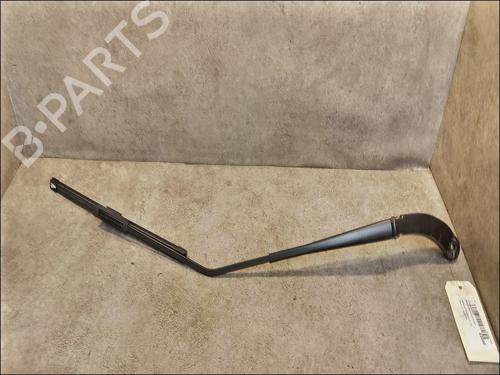 Used Front windshield wiper arm RENAULT CAPTUR I (J5_, H5_) 1.2 TCe 120 (120 hp) 14881174