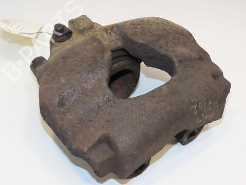 Used Right front brake caliper Right front brake caliper VW TRANSPORTER T5 Bus (7HB, 7HJ, 7EB, 7EJ) 1.9 TDI (105 hp) 28830034 28830034