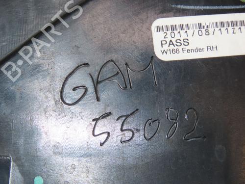 Used Right taillight MERCEDES-BENZ M-CLASS (W166) ML 250 CDI / BlueTEC 4-matic (166.004, 166.003) (204 hp) 29294228