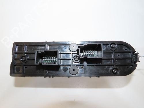 Left front window switch ALFA ROMEO GIULIETTA (940_) 1.4 TB (940FXA1A, 940FXT1A) | BP39157336I27 - Image 3