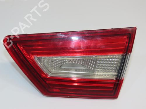 right-tailgate-light-renault-clio-iv-bh_-2012-2013-2014-2015-2016-2017-2018-2019-2020-2021-31056258 main image