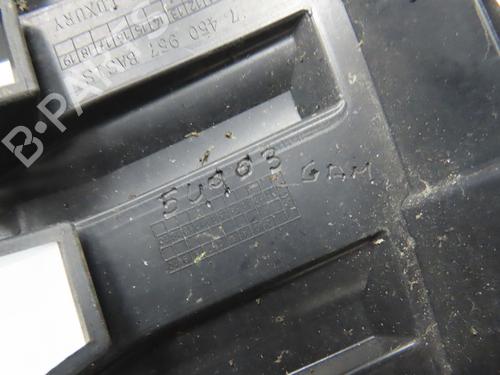 Used Grille BMW 1 (F40) 116 d (116 hp) 31302738