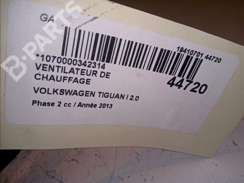 Heater blower motor VW TIGUAN (5N_) 2.0 TDI | BP11099548M62 
