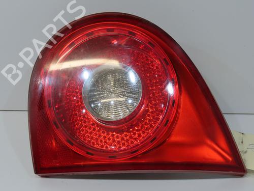Højre baglygte bagklap Højre baglygte bagklap VW GOLF V (1K1) 1.9 TDI (105 hp) 33744854 33744854