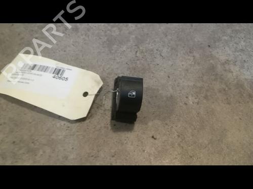 Used Switch Switch FIAT PUNTO EVO (199_) 1.3 D Multijet (199AXC1A, 199BXC1A, 199AXT1A, 199BXT1A) (75 hp) 9609393 9609393