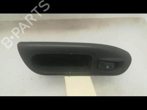 Used Switch Switch RENAULT SCÉNIC I MPV (JA0/1_, FA0_) 1.9 dCi (JA05, JA1F) (102 hp) 23175497 23175497