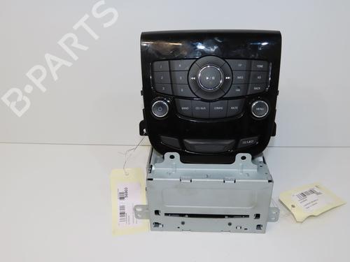 Used Radio Radio CHEVROLET ORLANDO (J309) 2.0 D (163 hp) 31912134 31912134