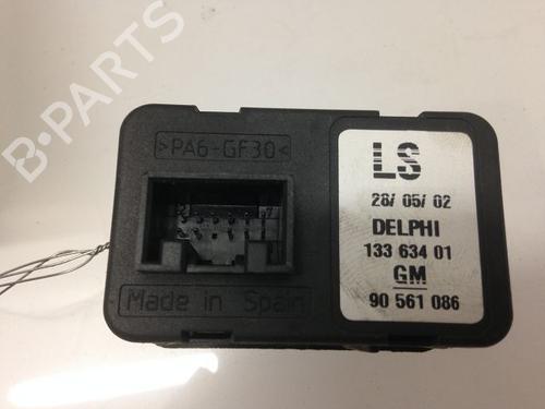 Used Left front window switch OPEL ZAFIRA A MPV (T98) 2.2 DTI 16V (F75) (125 hp) 9593489