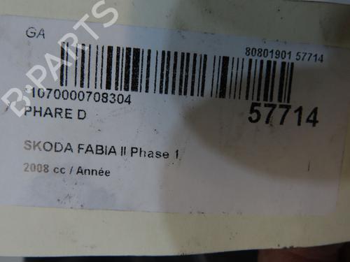 Used Right headlight Right headlight SKODA FABIA II (542) 1.4 TDI (80 hp) 39756552 39756552